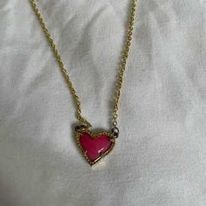 Kendra Scott Pink Heart Necklace🪩